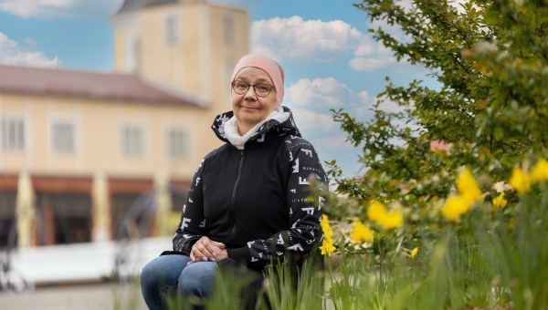 Kogukonnavedur Katrin Roop hoiab külaelul tuurid sees